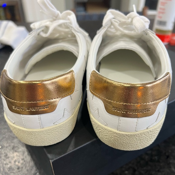 Saint Laurent Court Classics - Picture 6 of 8